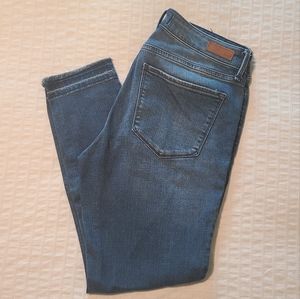 A&F Harper Ankle Jean